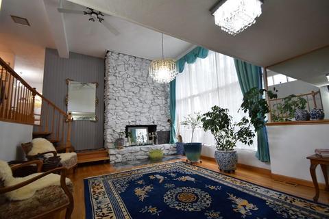 129 Linden St, Needham, MA 02492 photo 11