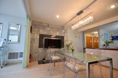 129 Linden St, Needham, MA 02492 photo 8