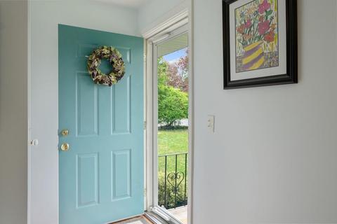 64 Baldwin Ave, Framingham, MA 01701 photo 4