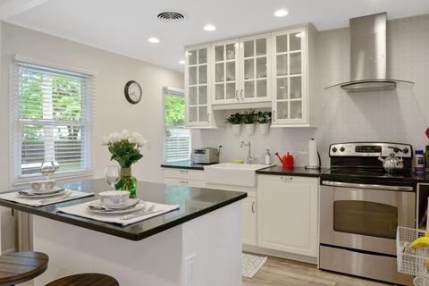 64 Baldwin Ave, Framingham, MA 01701 photo 9