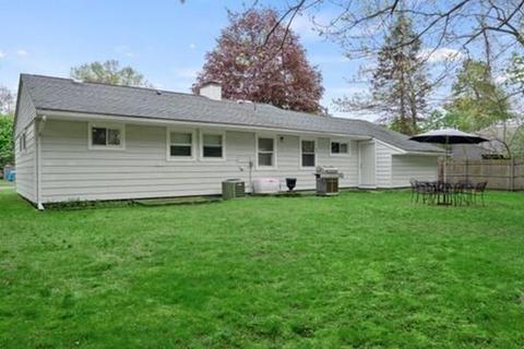 64 Baldwin Ave, Framingham, MA 01701 photo 27