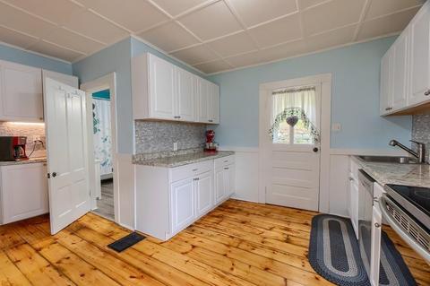 582 Cottage St, Athol, MA 01331 photo 4