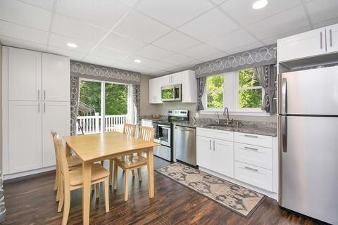 220 Tiffany St, Springfield, MA 01108 photo 4