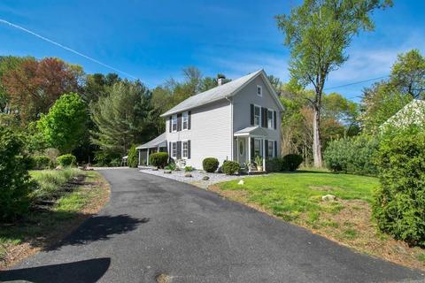 220 Tiffany St, Springfield, MA 01108 photo 1