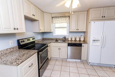 131 Valley Path, Marshfield, MA 02050 photo 3