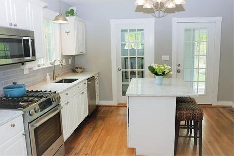 67 Canterbury St, Hingham, MA 02043 photo 9