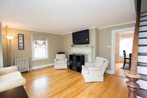 33 Concord St, Maynard, MA 01754 photo 4