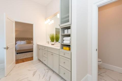 393 Clinton Rd, Brookline, MA 02445 photo 16