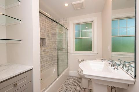 393 Clinton Rd, Brookline, MA 02445 photo 18