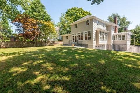 393 Clinton Rd, Brookline, MA 02445 photo 24