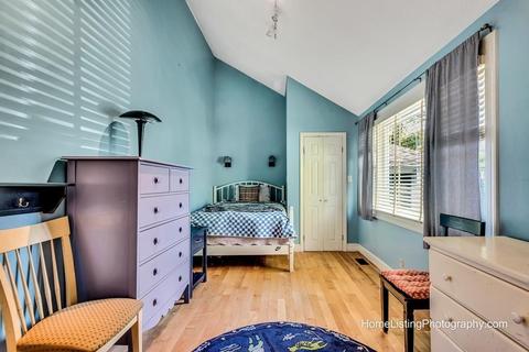 5 Stearns Rd, Wellesley, MA 02482 photo 16
