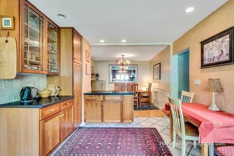 5 Stearns Rd, Wellesley, MA 02482 photo 10