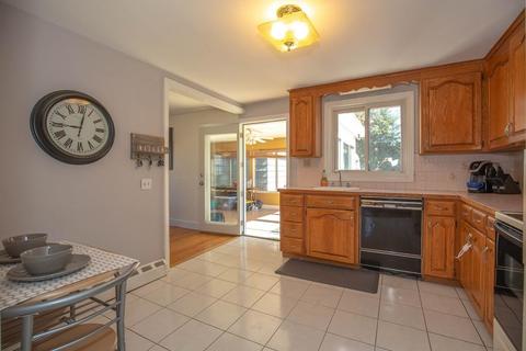 2 Conrad St, Methuen, MA 01844 photo 3