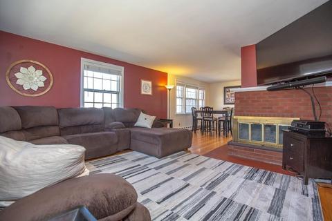 2 Conrad St, Methuen, MA 01844 photo 7