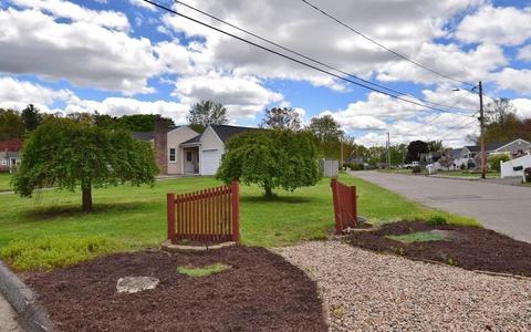78 Robak Dr, Chicopee, MA 01020 photo 26