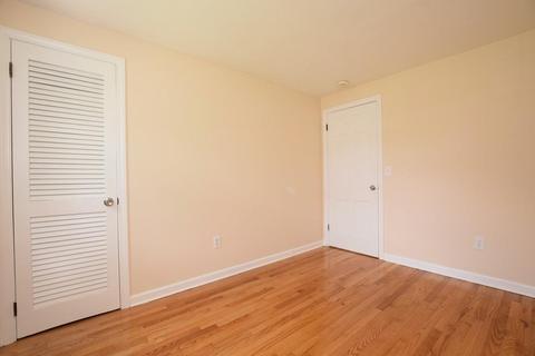 78 Robak Dr, Chicopee, MA 01020 photo 20