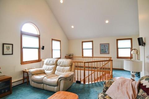 49 Parkview Rd, Reading, MA 01867 photo 12