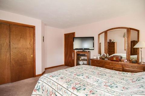 49 Parkview Rd, Reading, MA 01867 photo 14