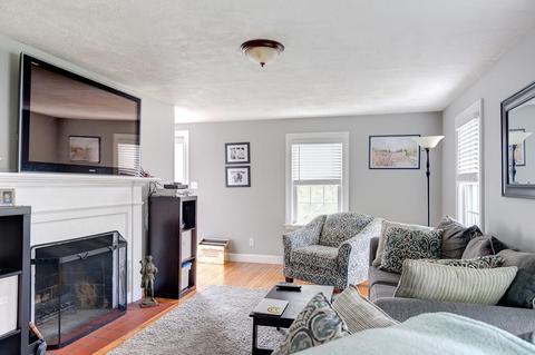 33 Navasota Ave, Worcester, MA 01602 photo 3