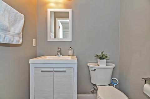 27 Howarth Dr, Upton, MA 01568 photo 12