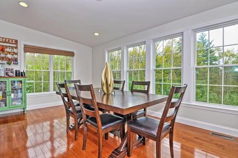 27 Howarth Dr, Upton, MA 01568 photo 6