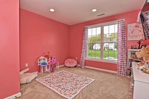 27 Howarth Dr, Upton, MA 01568 photo 20