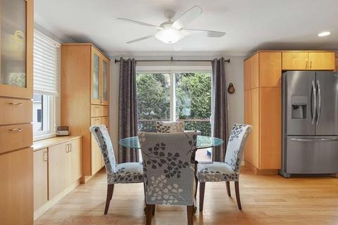 46 Corbett Ave, Dedham, MA 02026 photo 9