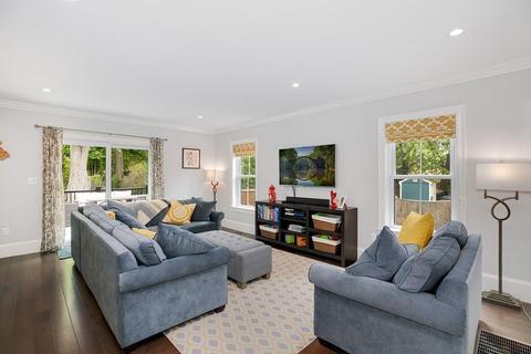 6 Marked Tree Rd, Needham, MA 02492 photo 10