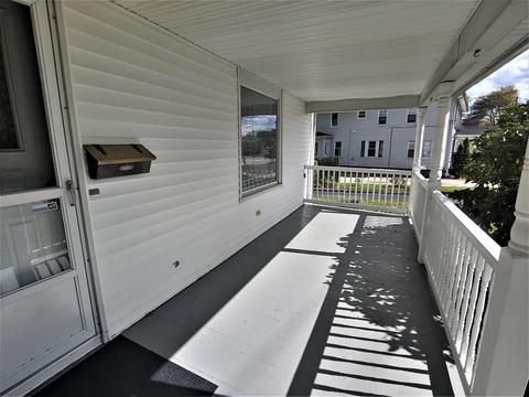 621 School St, Webster, MA 01570 photo 4