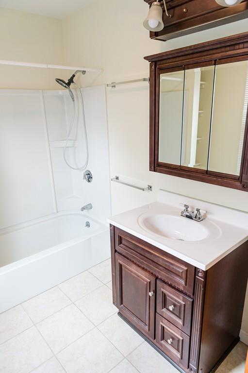  38 Warwick St, Quincy, MA 02170 photo 20