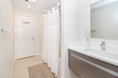 27 Parkvale Rd, Needham, MA 02492 photo 15