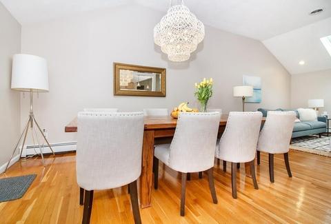 27 Parkvale Rd, Needham, MA 02492 photo 8