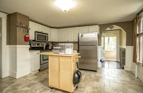 175 Mccarthy Ave, Chicopee, MA 01020 photo 7