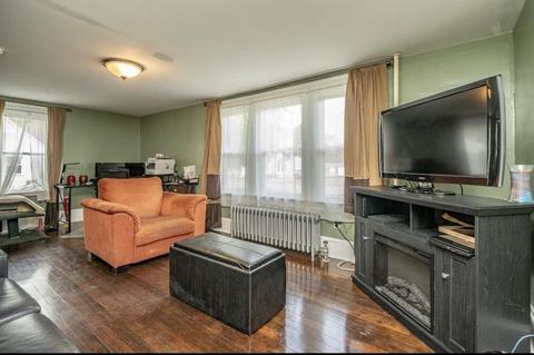 175 Mccarthy Ave, Chicopee, MA 01020 photo 9