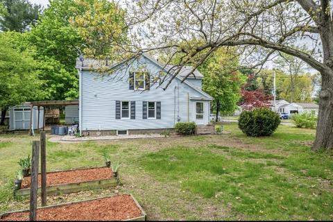 175 Mccarthy Ave, Chicopee, MA 01020 photo 21