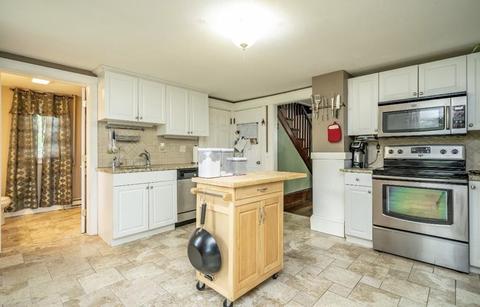 175 Mccarthy Ave, Chicopee, MA 01020 photo 6