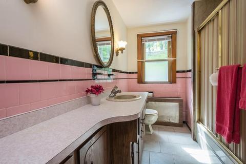 85 Beaconsfield Rd, Worcester, MA 01602 photo 14