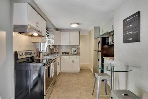 95 Simpson Dr, Framingham, MA 01701 photo 6