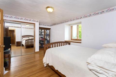 5 Barbara Rd, Stoneham, MA 02180 photo 18