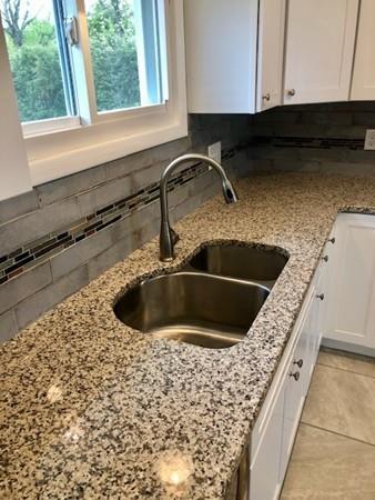 3 Laura Ter, Webster, MA 01570 photo 3
