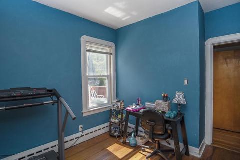 541 N Underwood St, Fall River, MA 02720 photo 11