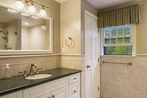 23 Lowe Cir, Framingham, MA 01701 photo 23