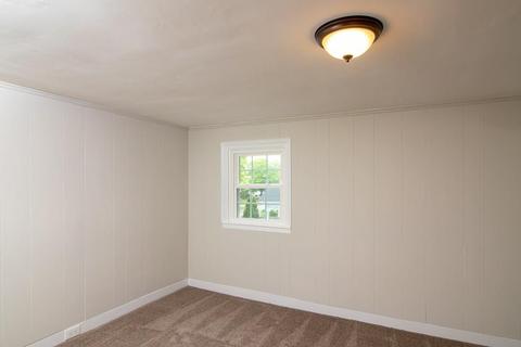 2136 Pleasant St, Dighton, MA 02715 photo 17