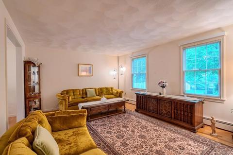 7 Reeves Rd, Maynard, MA 01754 photo 2