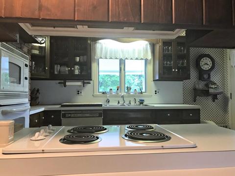 18 School St, Ware, MA 01082 photo 9