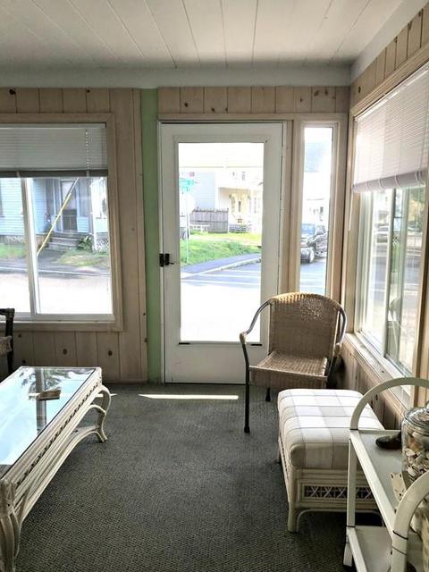 18 School St, Ware, MA 01082 photo 6