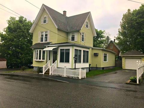 18 School St, Ware, MA 01082 photo 1