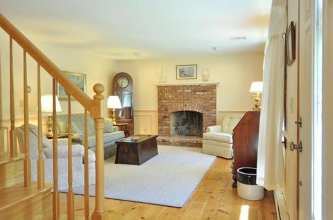 35 Lantern Ln, Hooksett, NH 03106 photo 3