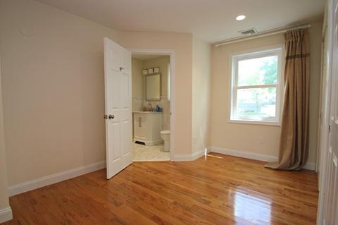 24 Carson St, Saugus, MA 01906 photo 15