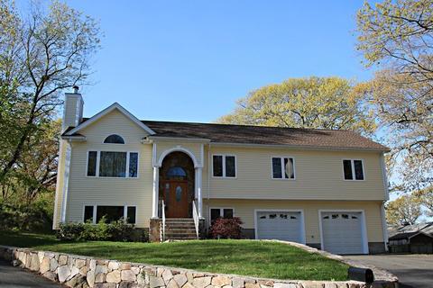 24 Carson St, Saugus, MA 01906 photo 1